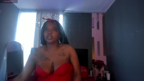 Snapshot of charlotte_brown_1 chatting on November 2025 01:22:02 PM CHARLOTTE BROWN online show from November 2025 01:22:02 PM