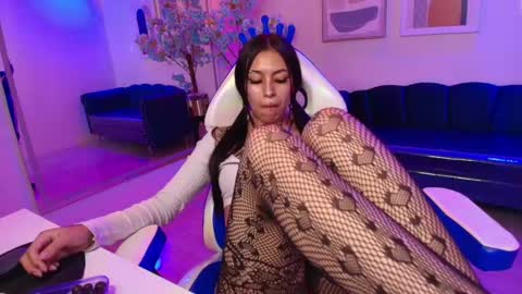 Charlotte online show from February 2025 06:26:02 AM