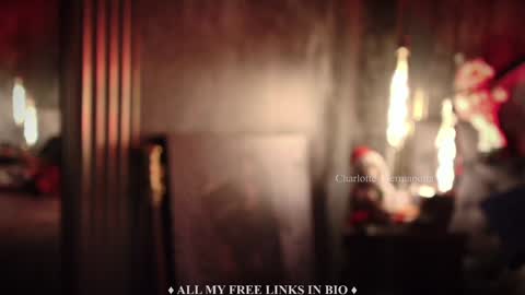 Snapshot of charlotte_germanotta_ chatting on December 2024 05:44:02 PM Charlotte online show from December 2024 05:44:02 PM