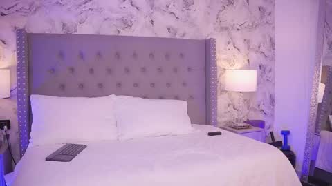 Charlotte online show from February 2026 01:09:01 AM