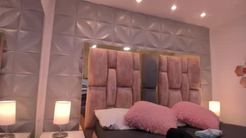 Charlotte Icee online show from March 2026 02:32:01 PM