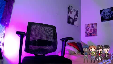 Snapshot of charlotte_joestar chatting on December 2025 04:12:02 PM Charlie online show from December 2025 04:12:02 PM