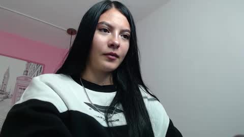 Snapshot of charlotte_johnson_t chatting on November 2025 07:57:01 PM Charlott online show from November 2025 07:57:01 PM