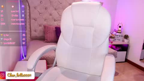 Snapshot of charlotte_jones__1 chatting on March 2025 06:00:02 PM Charlotte online show from March 2025 06:00:02 PM