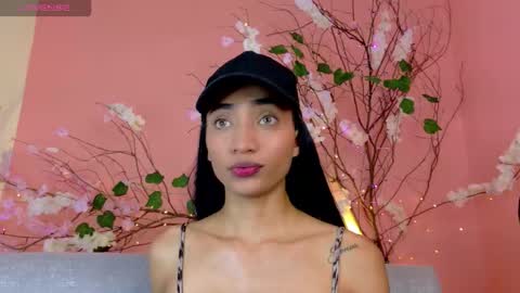 Snapshot of charlotte_love10 chatting on November 2025 11:14:02 PM CHARLOTTE online show from November 2025 11:14:02 PM