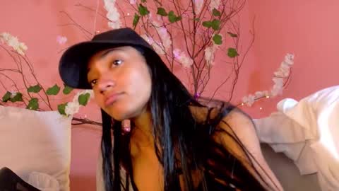 Snapshot of charlotte_love10 chatting on November 2025 07:34:02 PM CHARLOTTE online show from November 2025 07:34:02 PM