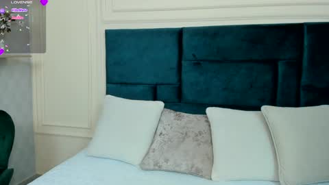 Charlotte Mayers online show from January 2025 11:24:01 AM