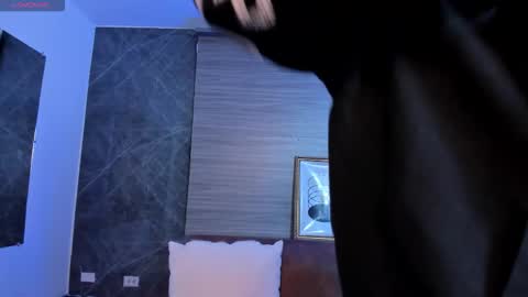 Snapshot of charlotte_whitee1 chatting on November 2025 11:46:02 AM Charlotte Everyday From 0700 to 1300 Col Time online show from November 2025 11:46:02 AM