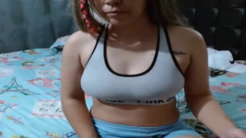 Snapshot of charlottesluthot chatting on January 2025 02:04:02 AM charlotte online show from January 2025 02:04:02 AM