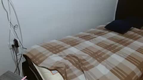 Snapshot of charlottesluthot chatting on October 2025 10:10:01 PM charlotte online show from October 2025 10:10:01 PM