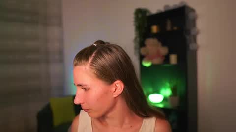 Snapshot of charlottgotit chatting on September 2025 05:46:02 PM Charlott online show from September 2025 05:46:02 PM