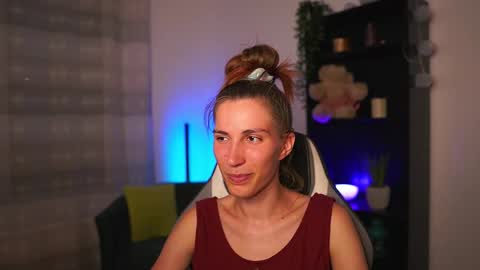 Snapshot of charlottgotit chatting on September 2025 06:09:02 PM Charlott online show from September 2025 06:09:02 PM