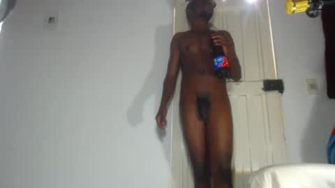 Snapshot of charly_vergonti_ chatting on March 2025 02:34:02 PM charly_vergonti_ online show from March 2025 02:34:02 PM