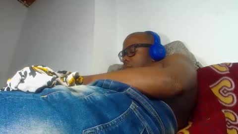 Snapshot of charly_vergonti_ chatting on September 2025 10:29:01 AM charly_vergonti_ online show from September 2025 10:29:01 AM