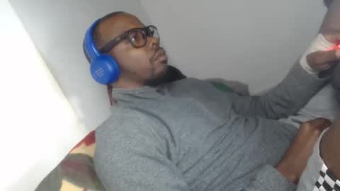 Snapshot of charly_vergonti_ chatting on October 2025 10:35:02 AM charly_vergonti_ online show from October 2025 10:35:02 AM