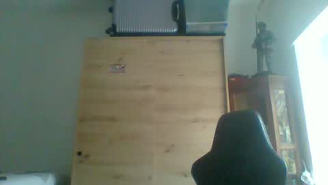 charly online show from December 2025 08:30:01 AM