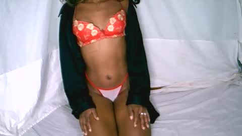 charmantegirl007 online show from September 2025 03:17:01 AM