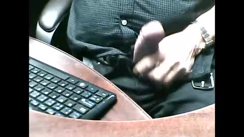 Snapshot of charmeur2672 chatting on December 2025 11:37:01 AM charmeur2672 online show from December 2025 11:37:01 AM