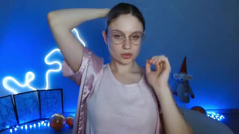 Michelle  online show from January 2025 06:46:01 AM