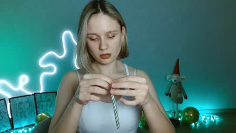 Michelle  online show from January 2025 06:36:01 AM