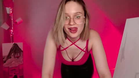 Michelle  online show from March 2025 06:03:01 AM