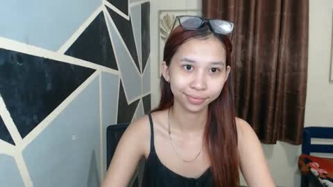 Snapshot of charming_lexi chatting on October 2025 09:50:01 PM Charm online show from October 2025 09:50:01 PM
