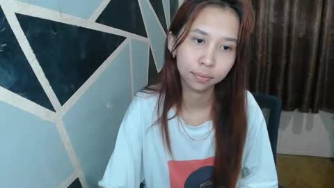 Snapshot of charming_lexi chatting on November 2025 03:44:01 PM Charm online show from November 2025 03:44:01 PM