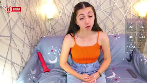 Snapshot of charming_lia chatting on November 2025 09:15:01 PM CharmingLIA online show from November 2025 09:15:01 PM