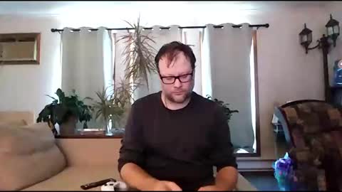 Snapshot of charmingatom chatting on November 2025 03:52:02 PM charmingatom online show from November 2025 03:52:02 PM