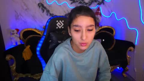 Snapshot of charmmocco chatting on January 2025 07:15:01 AM SweetMoco online show from January 2025 07:15:01 AM