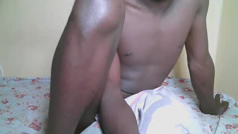 charmzboy online show from October 2025 09:04:01 PM