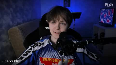 lynxy online show from November 2025 08:47:01 PM