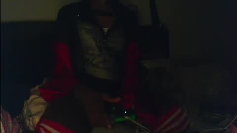 Snapshot of charr1barr chatting on December 2024 08:55:01 AM Miss Chocolate online show from December 2024 08:55:01 AM