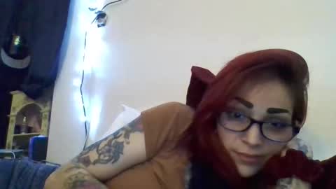 Snapshot of chas1989estelle chatting on February 2026 03:43:01 AM chas1989estelle online show from February 2026 03:43:01 AM