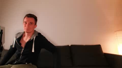 Snapshot of chasingwhiterabbit chatting on September 2025 04:40:01 PM Chasing Rabbit online show from September 2025 04:40:01 PM