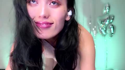 Snapshot of chasmic chatting on December 2024 03:24:01 AM JASMINE   usually going live about 2 am UTC  online show from December 2024 03:24:01 AM