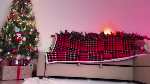 Snapshot of chasmic chatting on January 2025 05:12:01 AM JASMINE   usually going live about 2 am UTC  online show from January 2025 05:12:01 AM