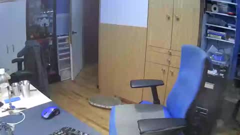 Snapshot of chatandfun666 chatting on December 2025 06:34:02 PM wanaBeYourToy online show from December 2025 06:34:02 PM