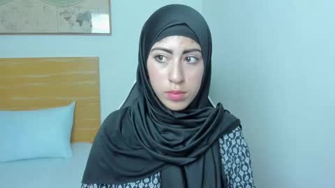 isabel online show from January 2025 04:48:02 PM