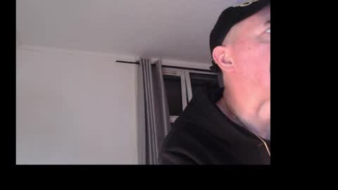 Snapshot of chazdiniro chatting on November 2025 08:00:01 PM chazdiniro online show from November 2025 08:00:01 PM