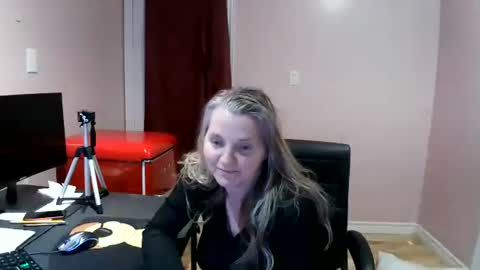 Snapshot of chealsiek chatting on October 2025 01:08:02 AM chealsiek online show from October 2025 01:08:02 AM