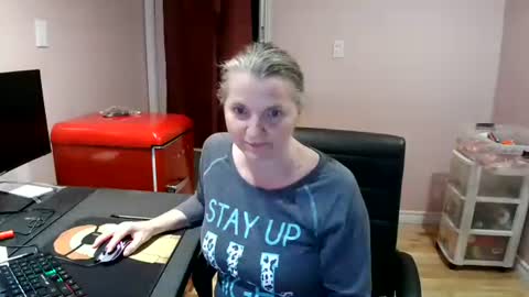 Snapshot of chealsiek chatting on November 2025 01:28:02 AM chealsiek online show from November 2025 01:28:02 AM