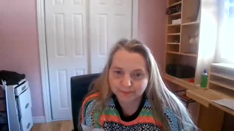 Snapshot of chealsiek chatting on December 2025 02:11:01 PM chealsiek online show from December 2025 02:11:01 PM