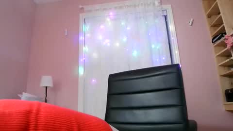 chealsiek online show from April 2026 09:37:02 PM