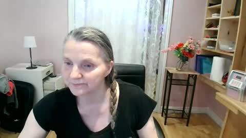 chealsiek online show from May 2026 12:18:01 AM