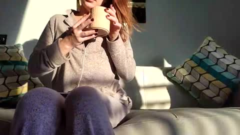 Snapshot of cheeekycouple02 chatting on January 2025 12:52:01 PM Cheeeky couple online show from January 2025 12:52:01 PM