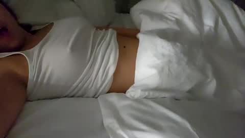 Snapshot of cheeekycouple02 chatting on January 2025 11:10:01 AM Cheeeky couple online show from January 2025 11:10:01 AM