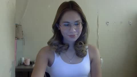 chelly4u69 online show from October 2025 03:32:02 AM