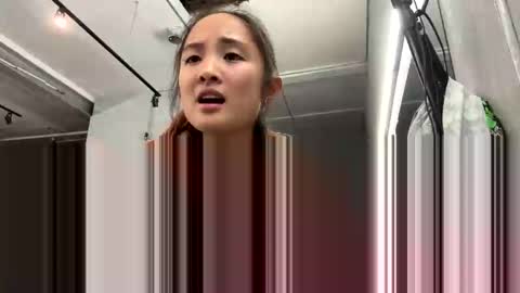 Snapshot of chellybear101 chatting on December 2024 03:37:02 AM chellybear101 online show from December 2024 03:37:02 AM