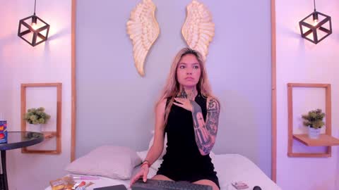 Chelsea  online show from December 2024 12:50:02 AM